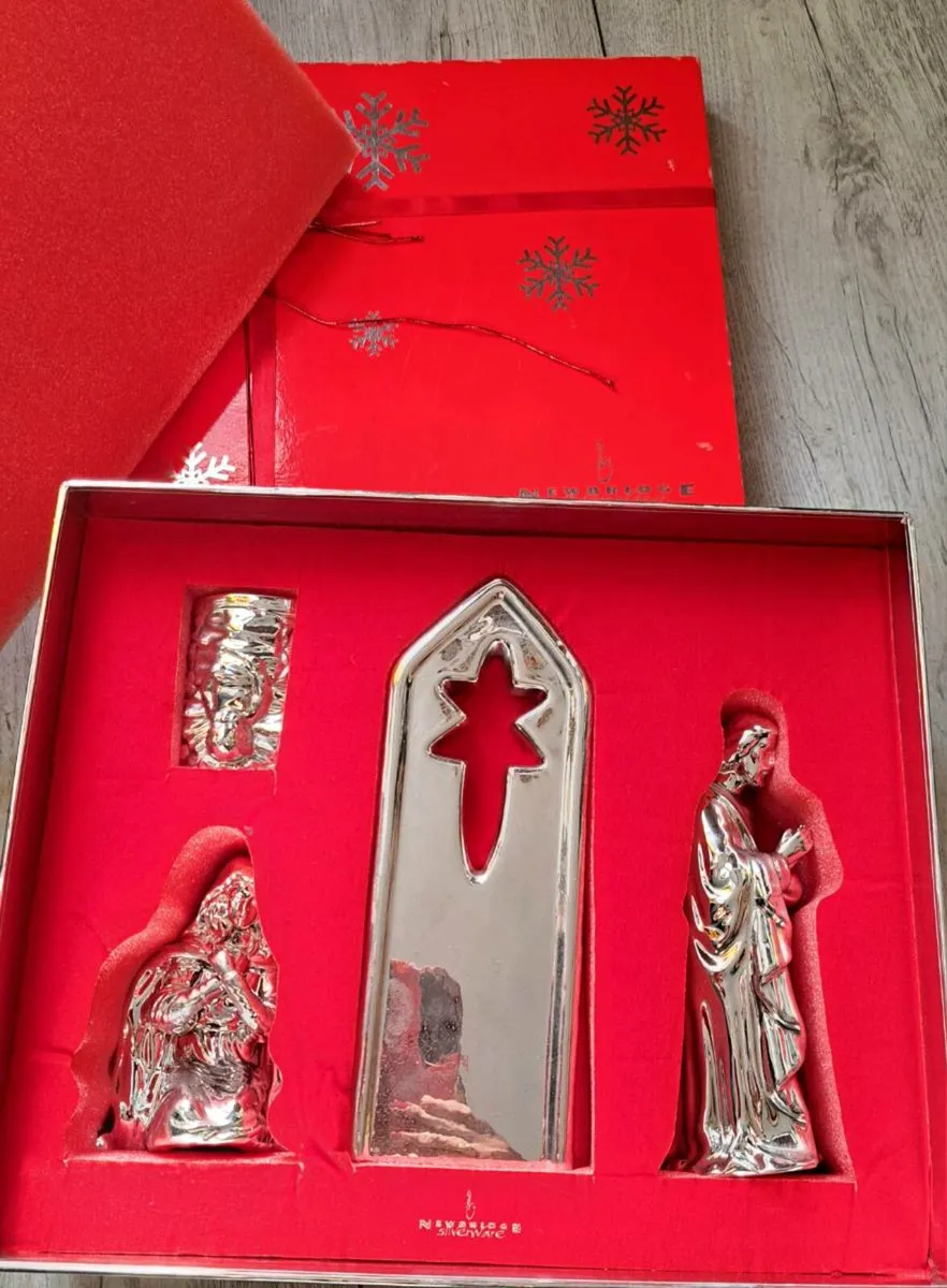 Newbridge silverware Christmas navity set - Image 1