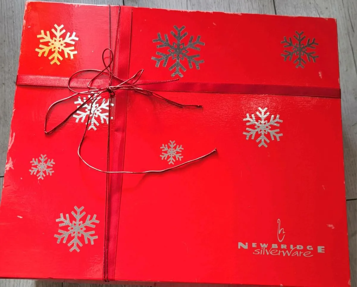Newbridge silverware Christmas navity set - Image 3
