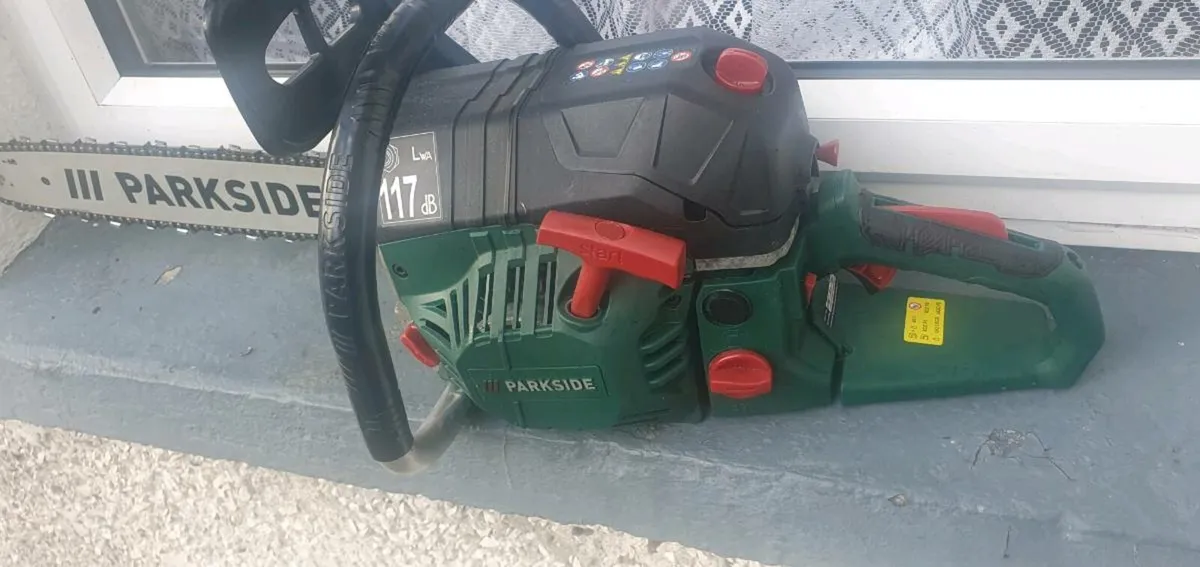 Chainsaw 56cc Parkside - Image 1