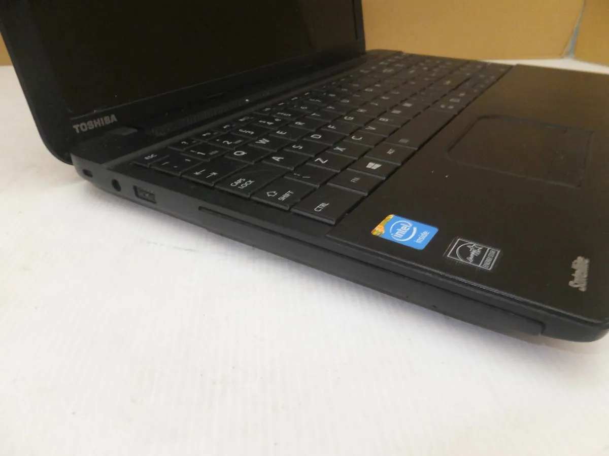 Toshiba laptop - Image 4