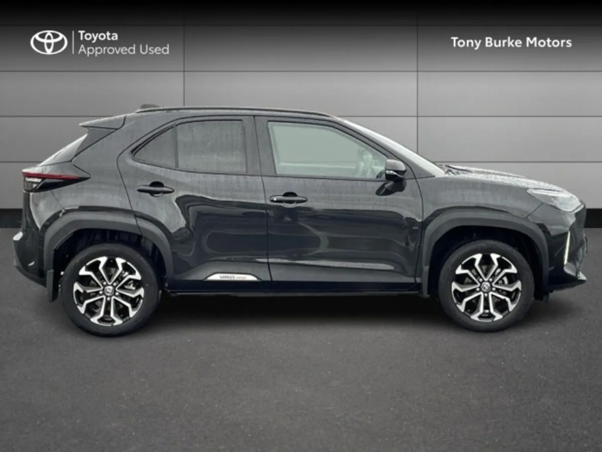 Toyota Yaris Cross - Save EUR 3,700 - LunaSport Mo - Image 3