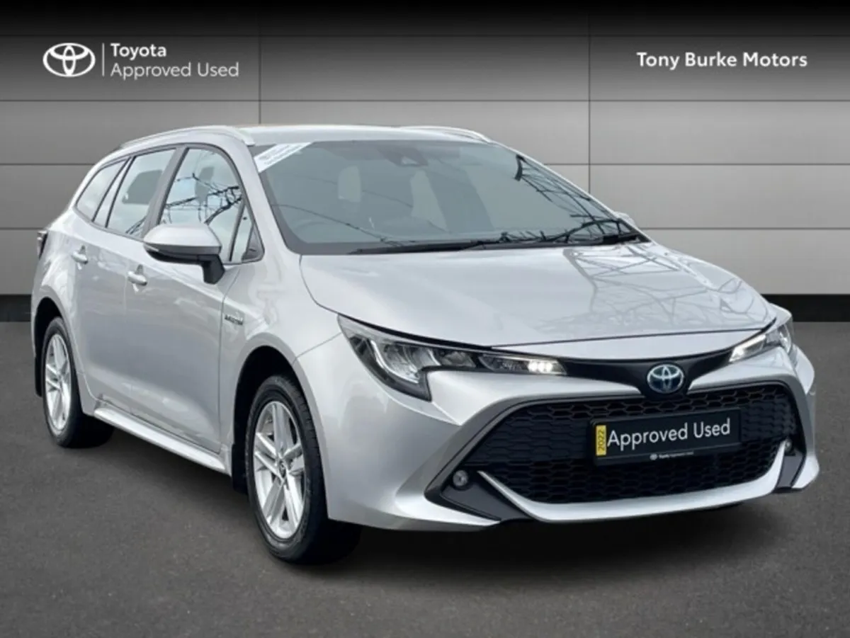 Toyota Corolla Tourer - Estate - Luna Edition - 1. - Image 1