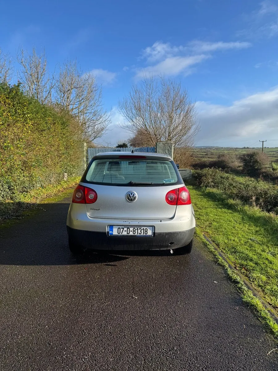 Volkswagen Golf - Image 4