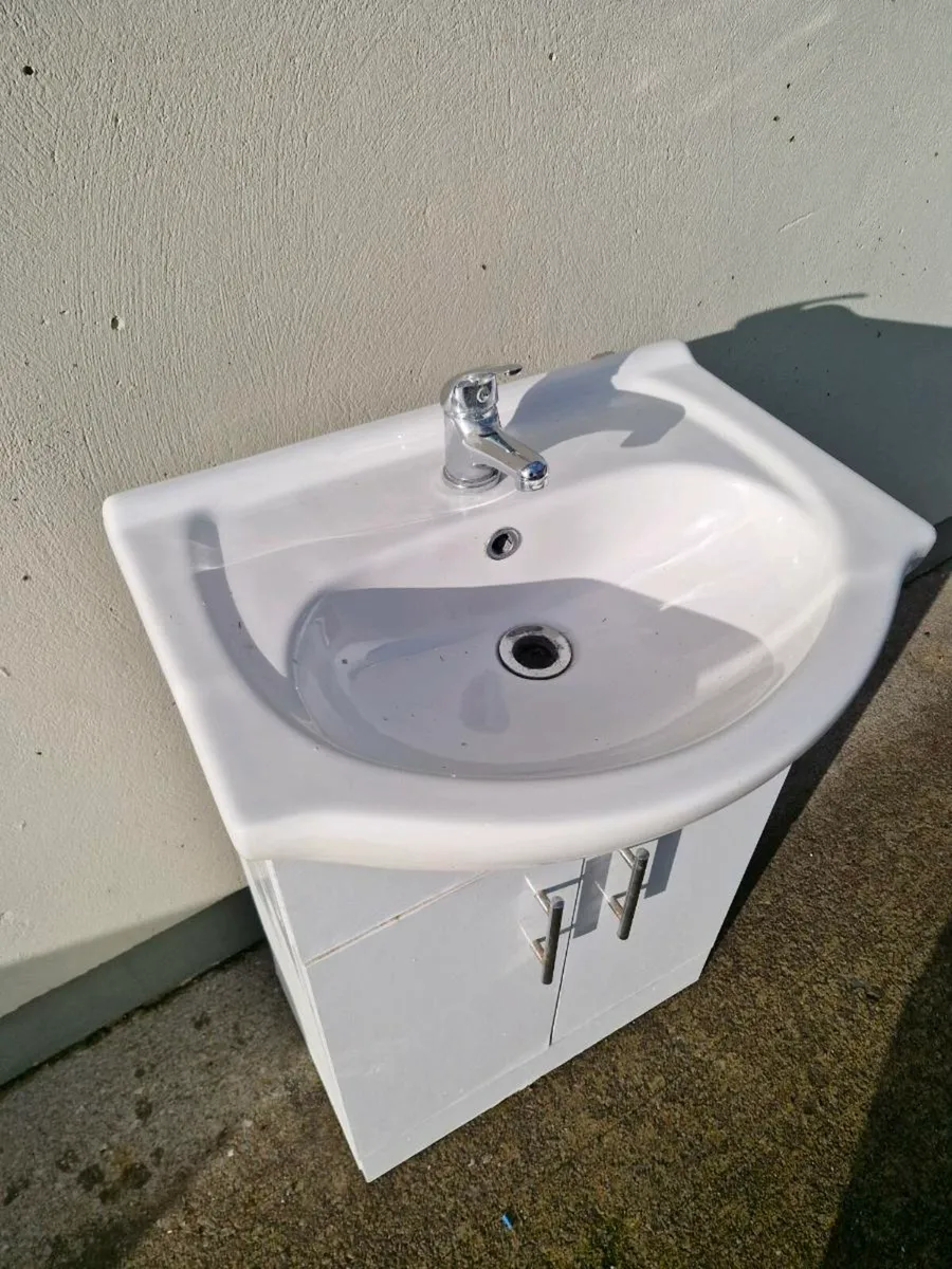 Vanity bathroom unit - Image 2