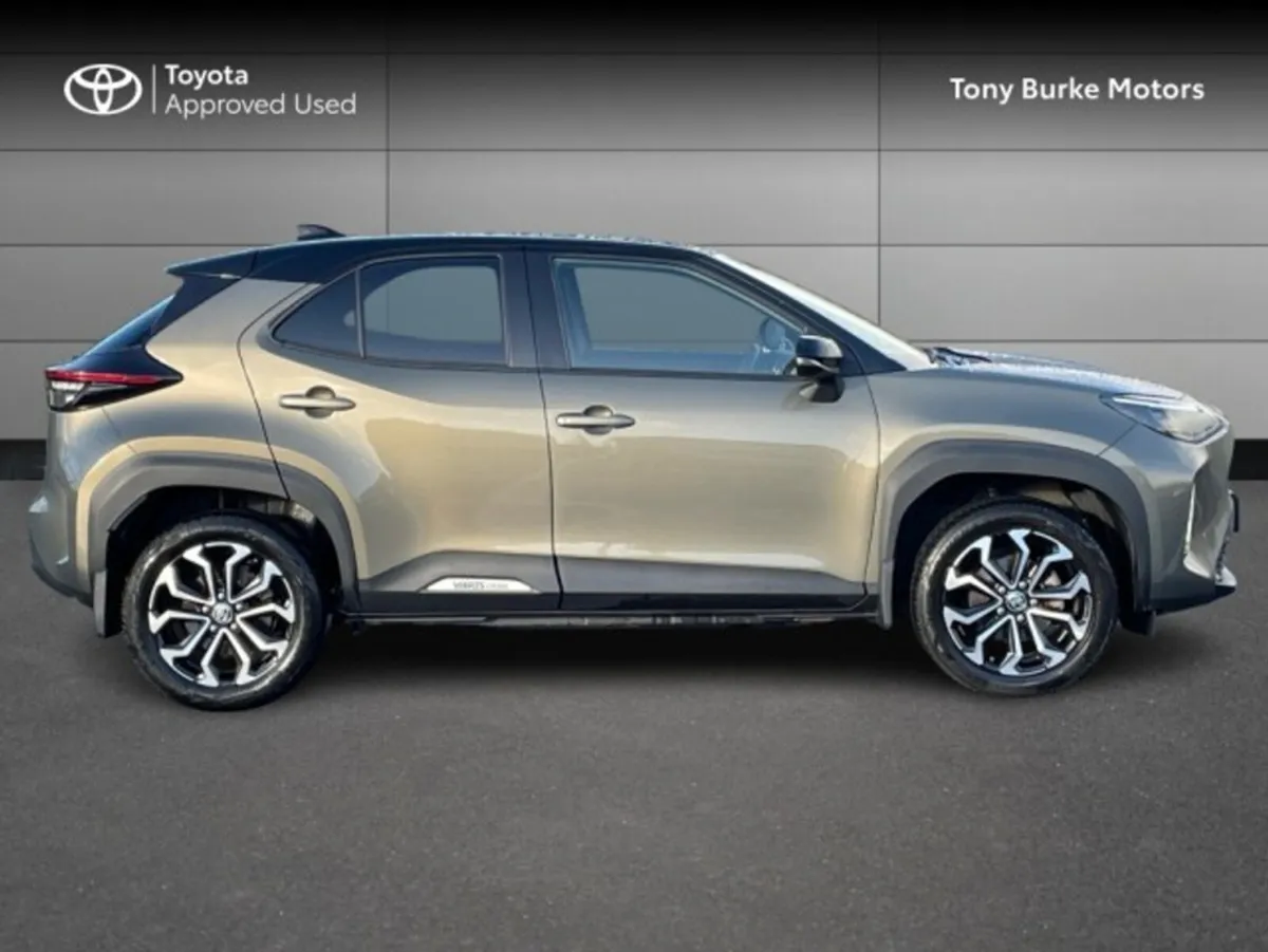 Toyota Yaris Cross - LunaSport Edition - Only 31,6 - Image 3