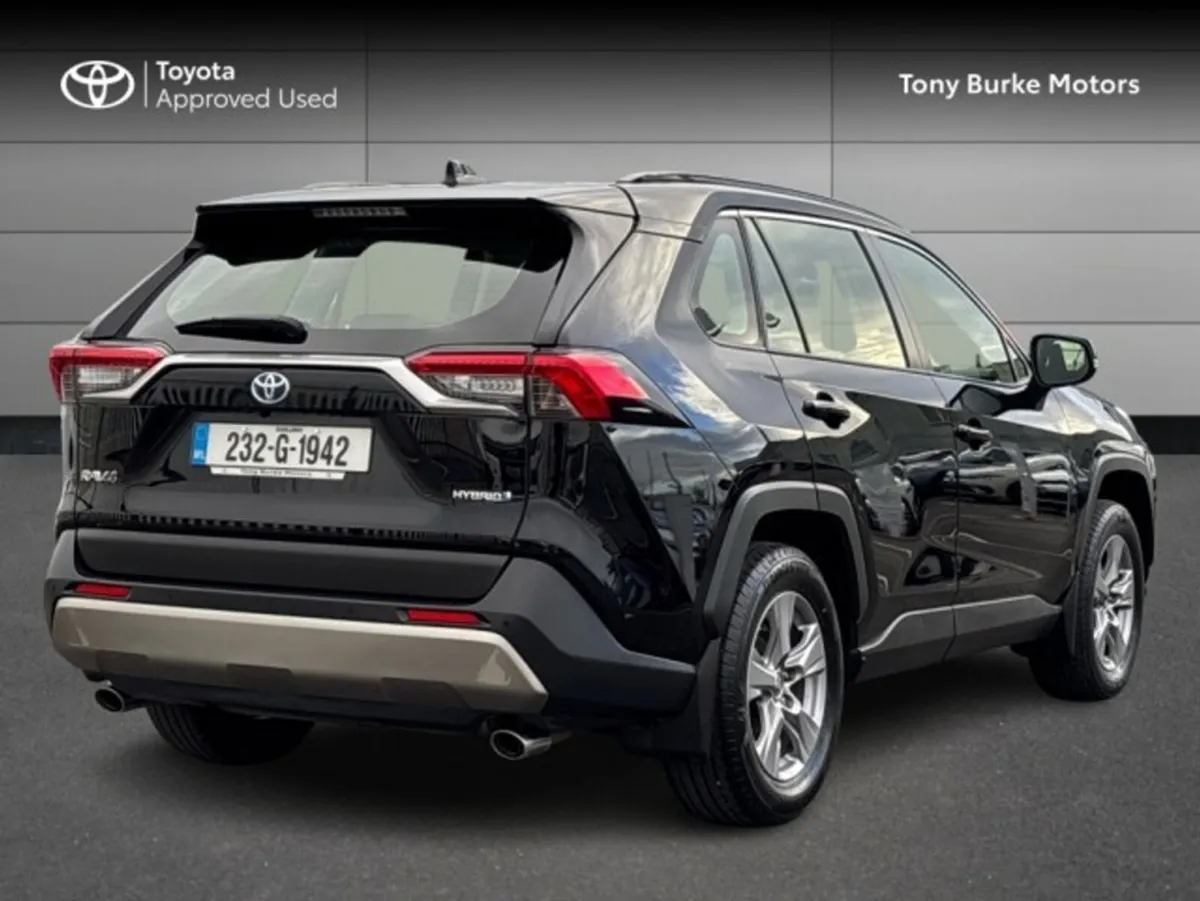 Toyota RAV4 Hybrid - Luna Edition - Automatic - 1 - Image 2