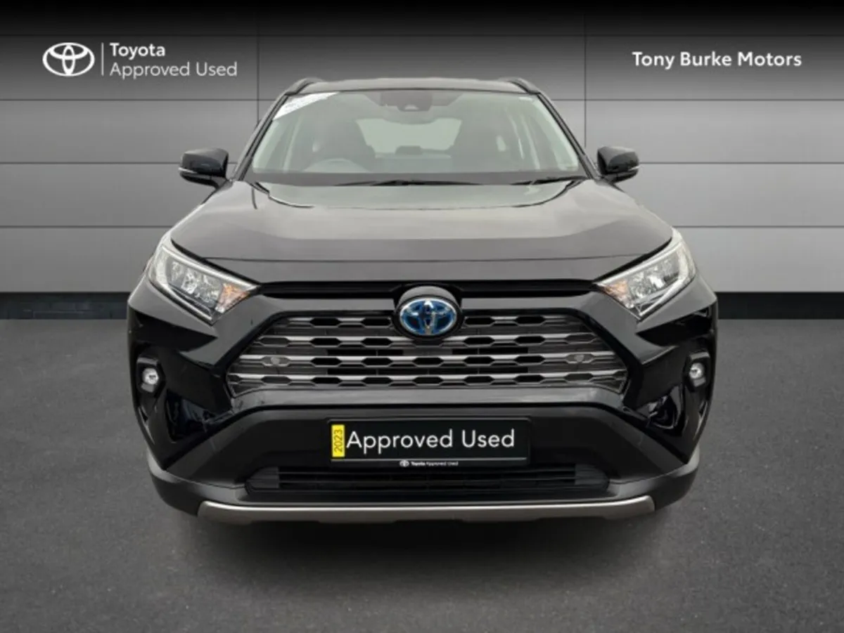 Toyota RAV4 Hybrid - Luna Edition - Automatic - 1 - Image 4