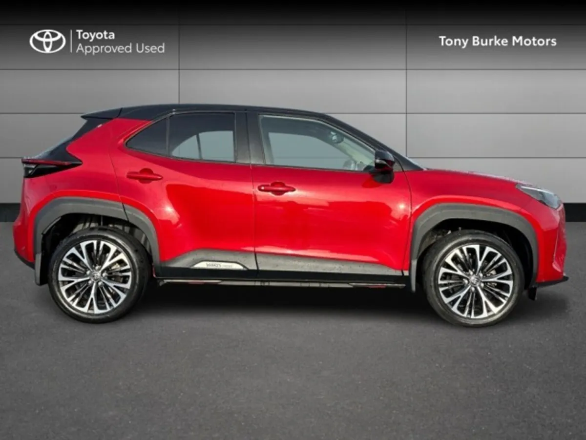 Toyota Yaris Cross - SOL Edition - Only 12,982 kms - Image 3