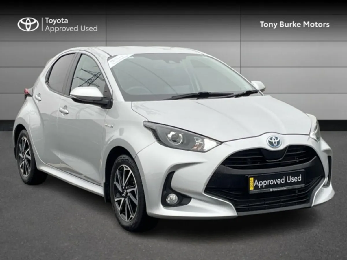 Toyota Yaris - Hybrid - LUNASPORT - 1.5 - 5dr - Au - Image 1