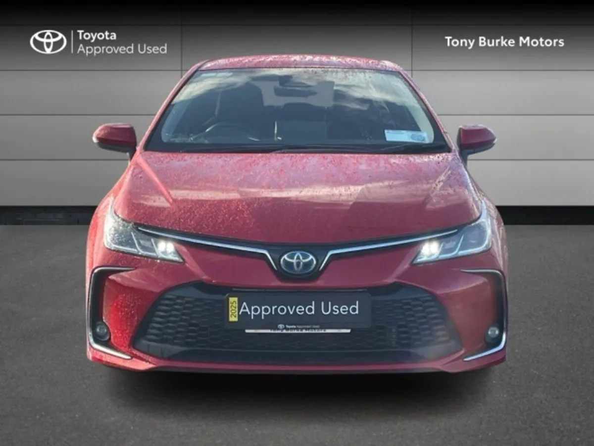 Toyota Corolla Saloon - LUNASPORT - Save EUR 4,800 - Image 4