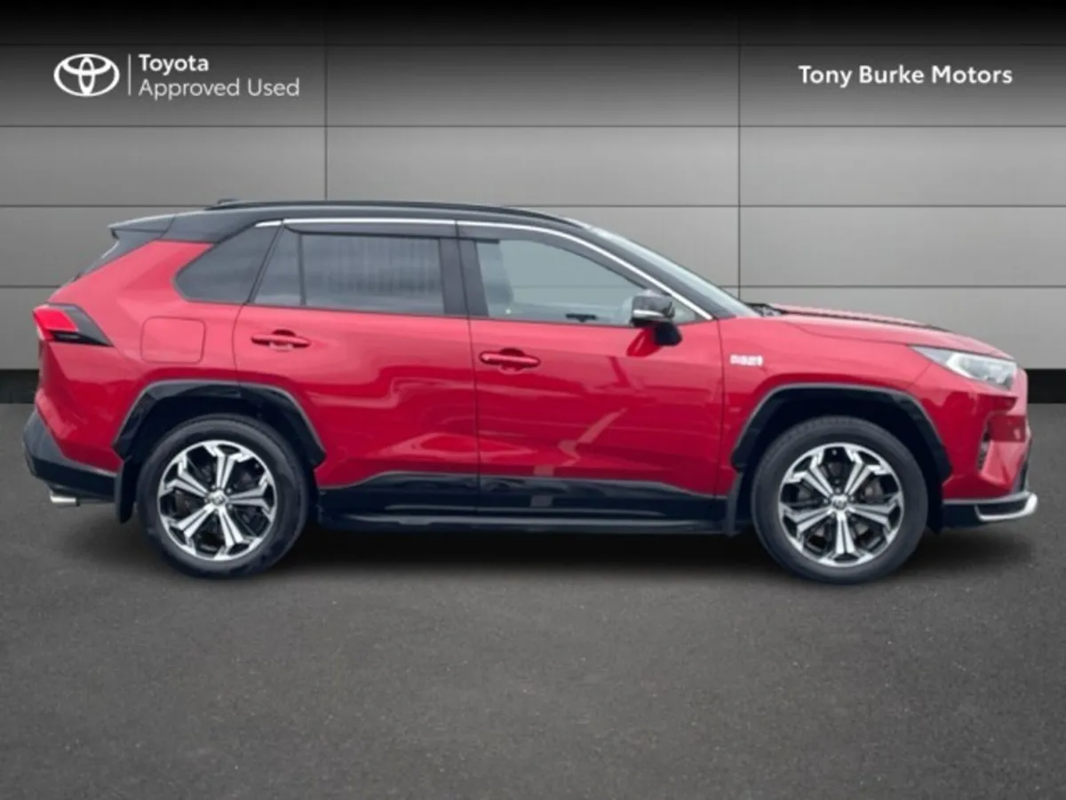 Toyota RAV4 - Plug In Hybrid - PHEV - SPORT Editio - Image 3