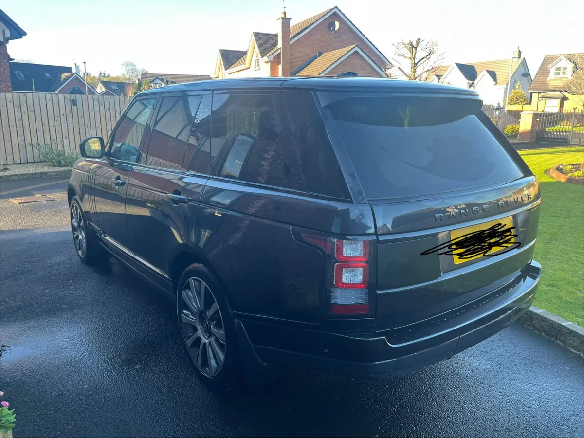 Range Rover 4.4 SD v8 .Like New .Only 58 k mls - Image 2