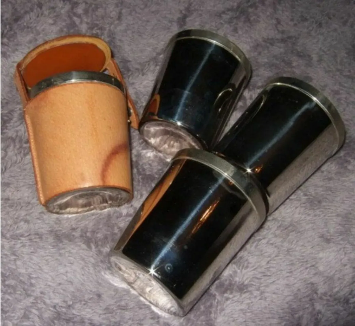Vintage Harrods Stirrup Cups & Leather Case - Image 4