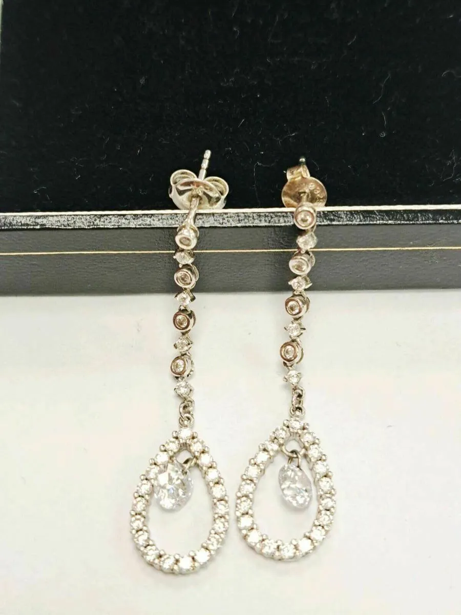 9K White Gold Earrings 9CT - Image 3
