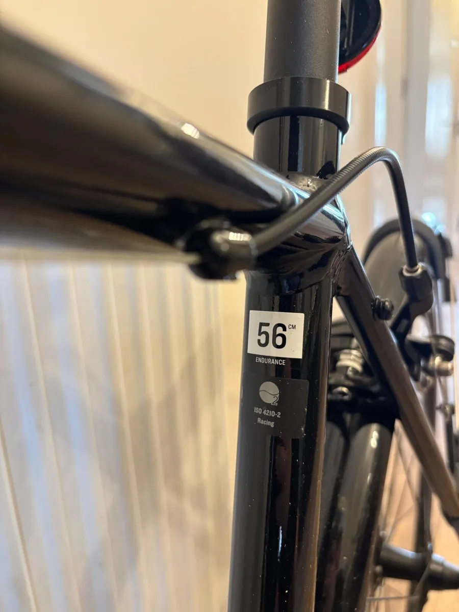 Trek road bike - Image 3