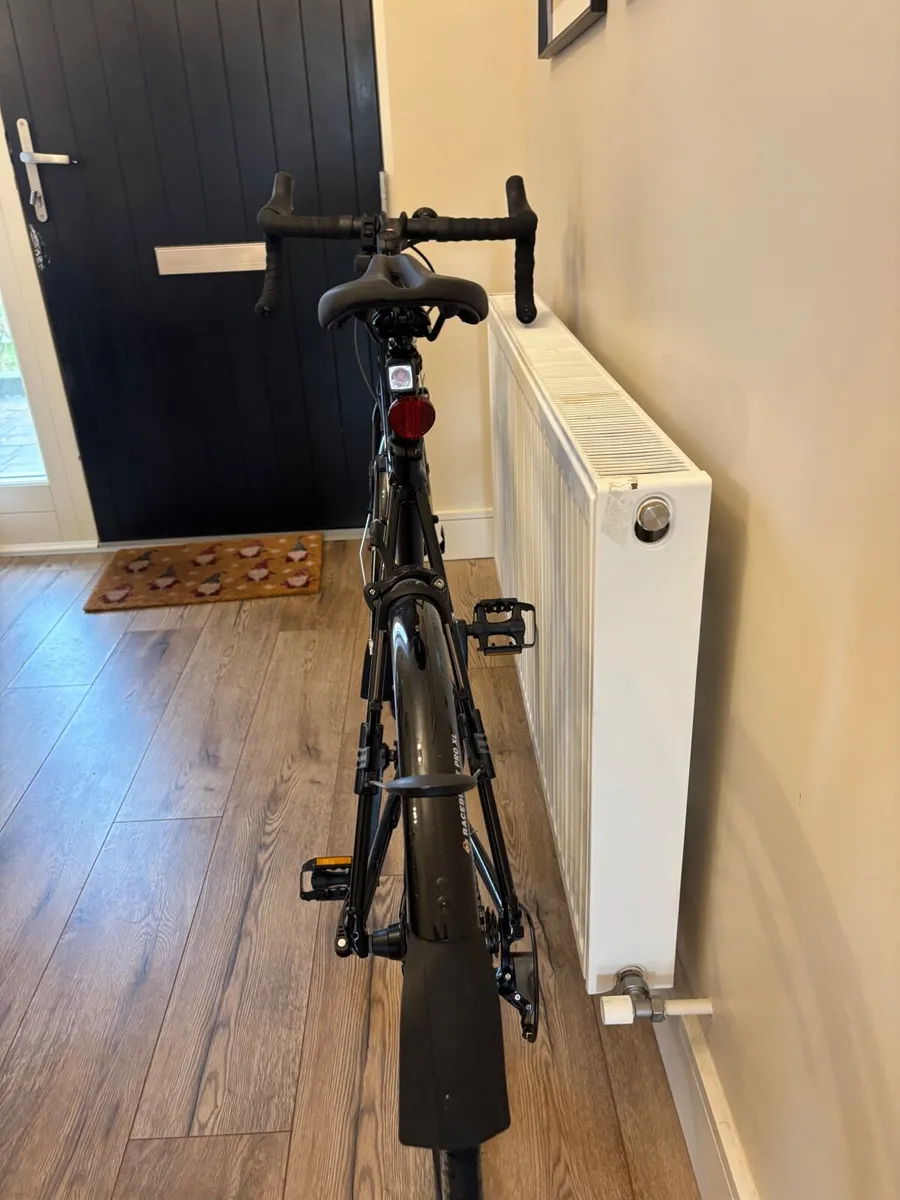 Trek road bike - Image 4