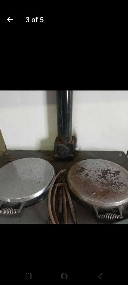 Aga Cooker Oil powered - Image 2