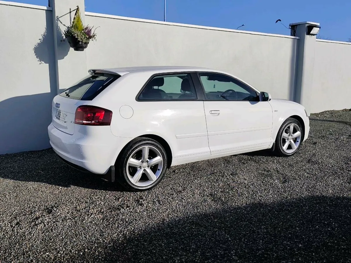 AUDI A3 S-LINE - Image 2