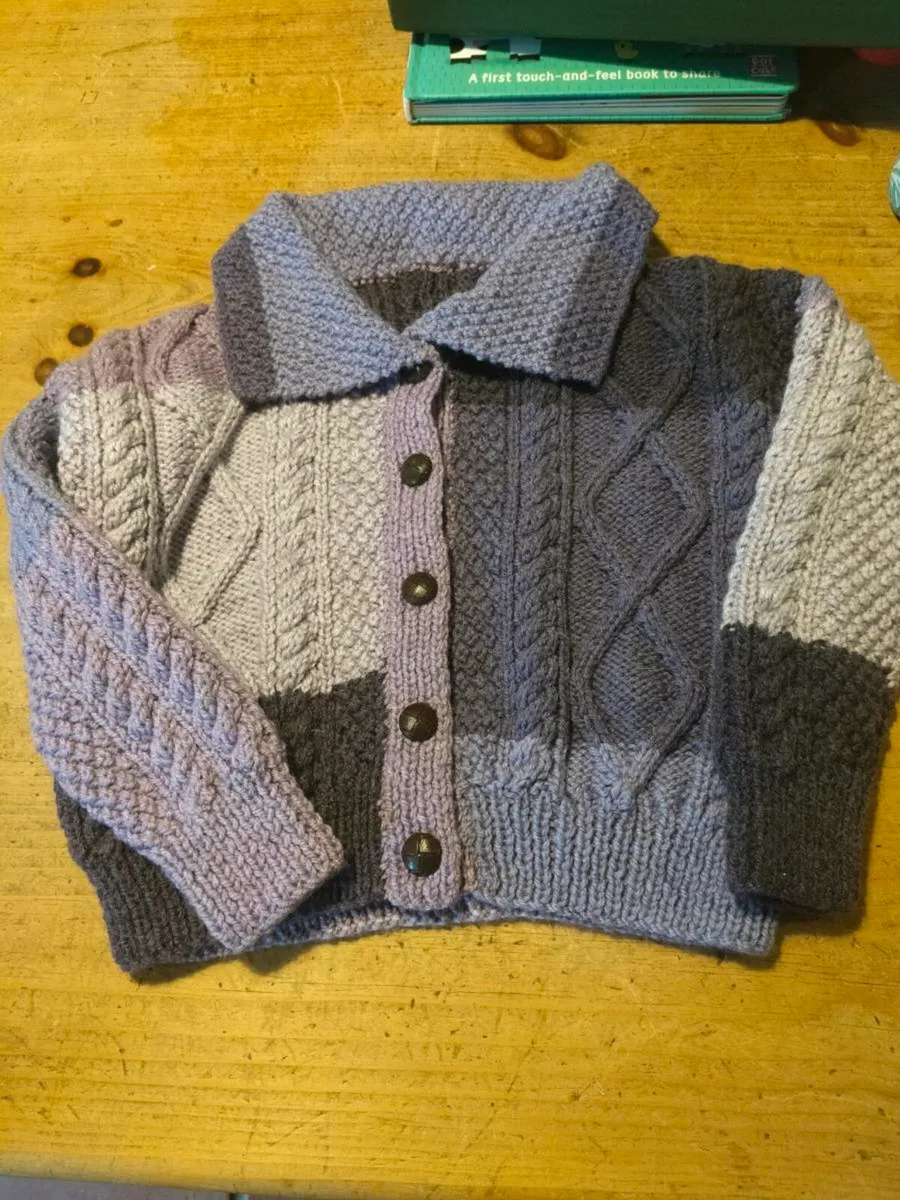 Boys Handkitted Aran Cardigan. Newly knitted. Of s - Image 1