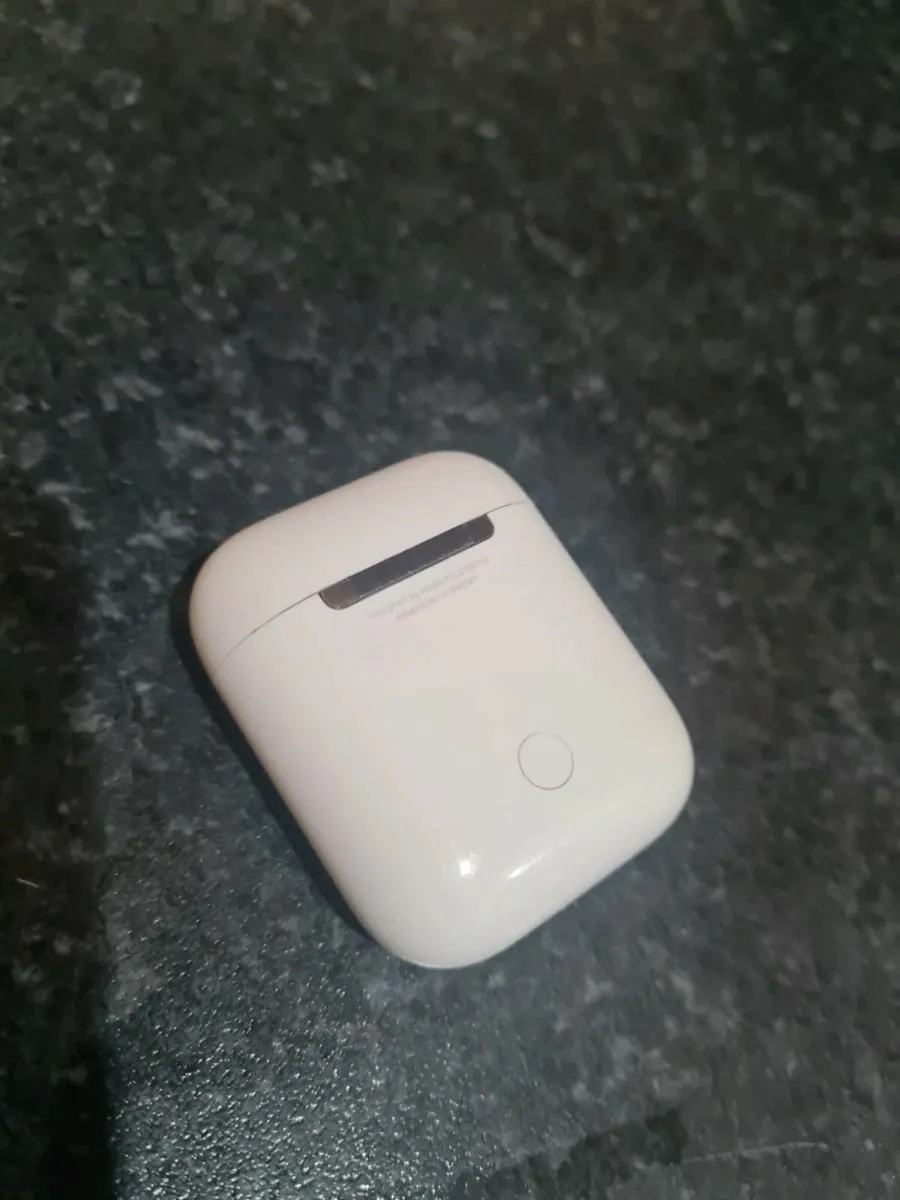 APPLE AIRPODS - Image 3