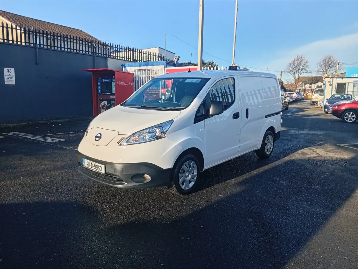 Nissan NV200e only 11,000 kms - Image 3
