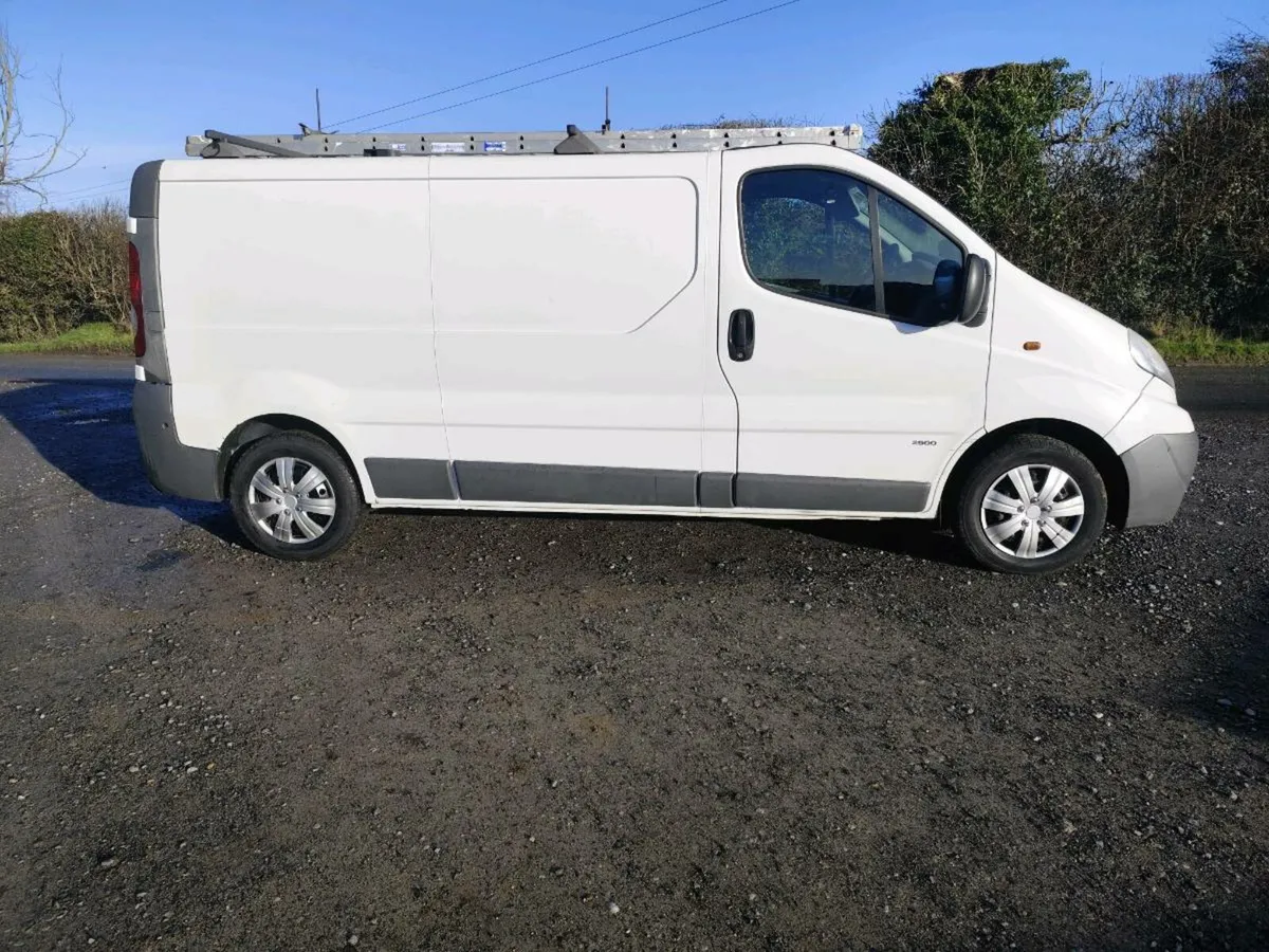 Vauxhall vivaro - Image 2