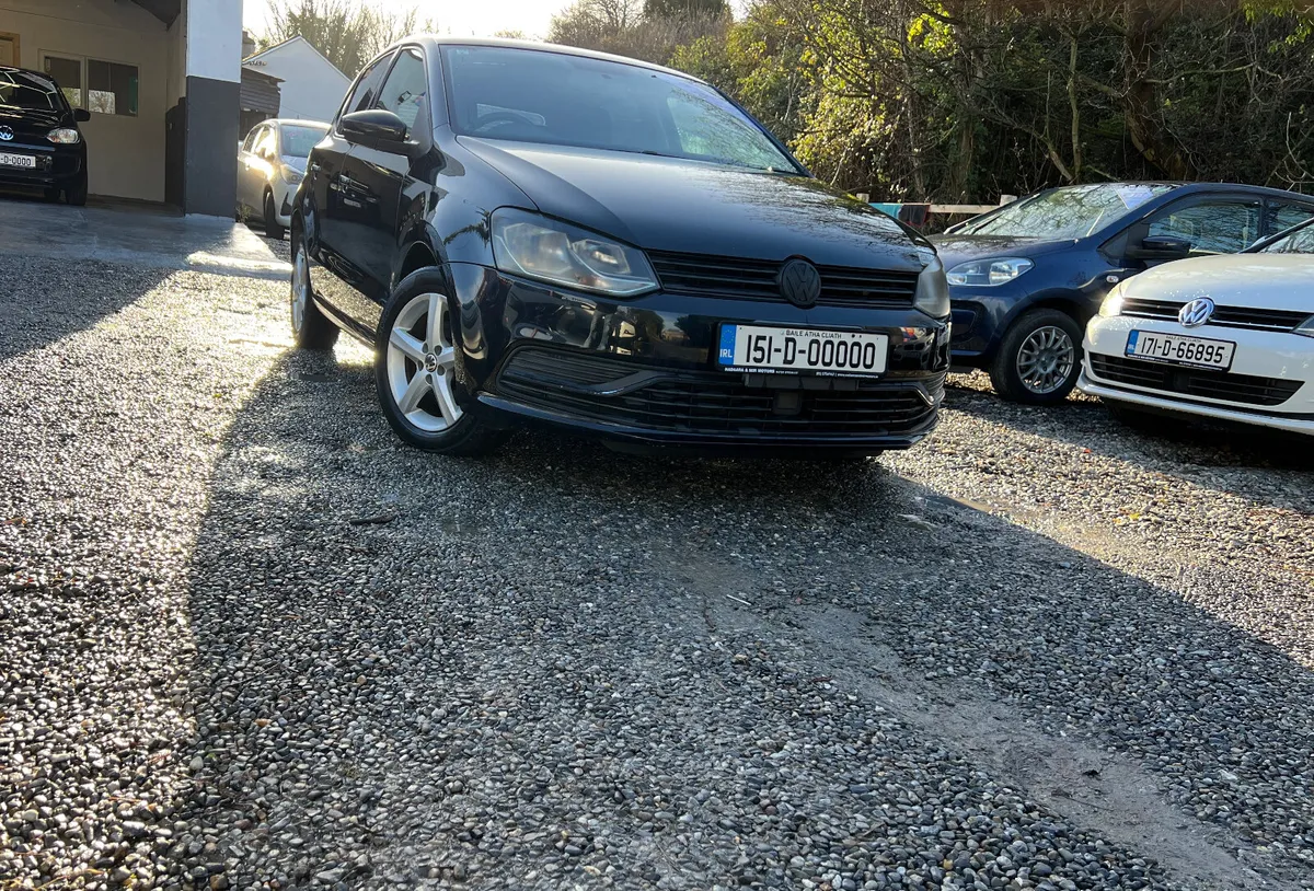 2015 Volkswagen Polo automatic - Image 1