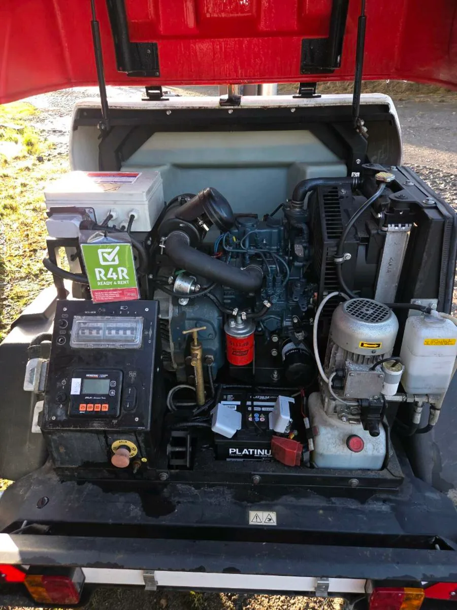 Lighting tower - Image 2