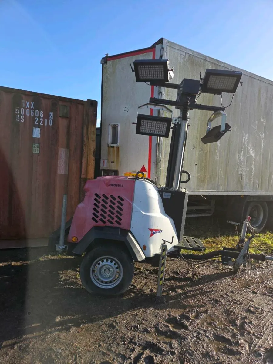 Lighting tower - Image 4