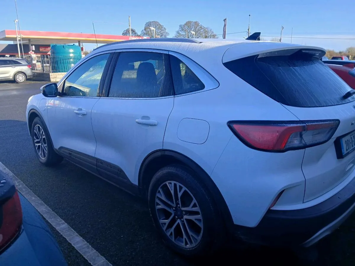 FORD KUGA (201) 2.5 PETROL HYBIRD NCT 06/26 - Image 3