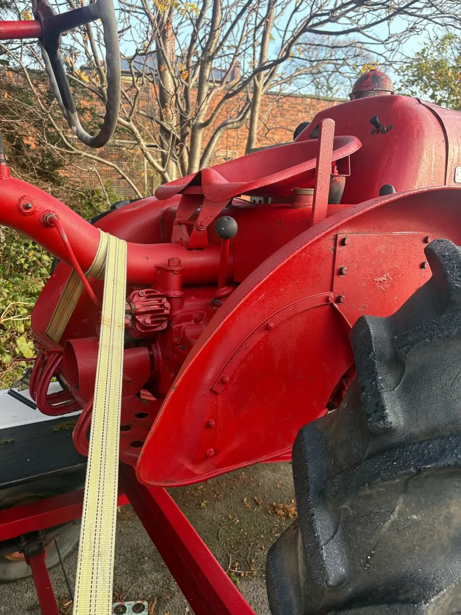 Tractor David Brown 2D tractor with trailer. - Image 4