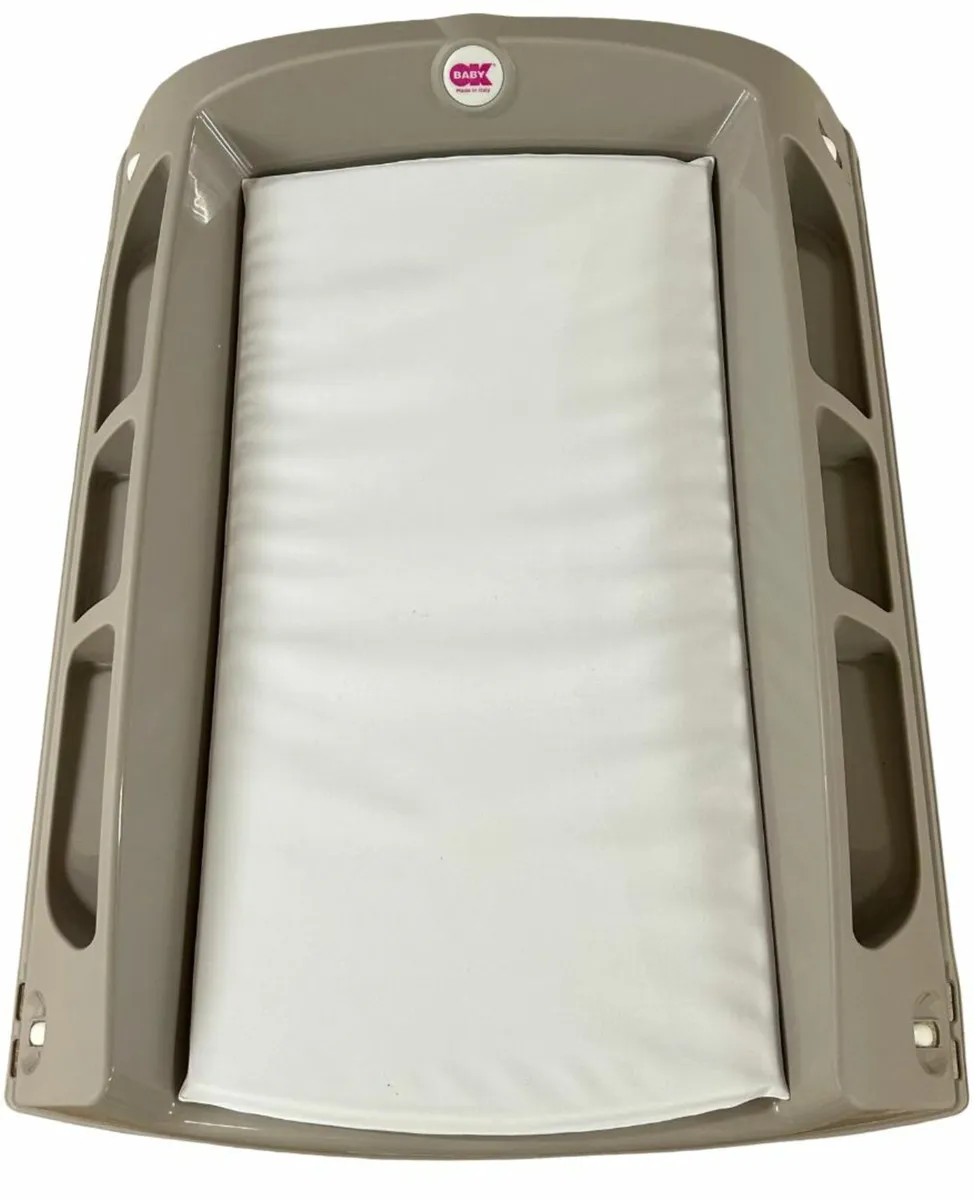 BABY CHANGING UNIT - Image 2
