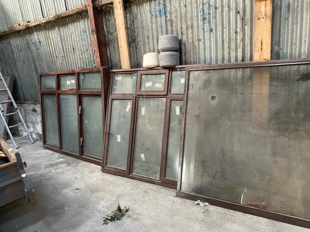 Teak windows - Image 1