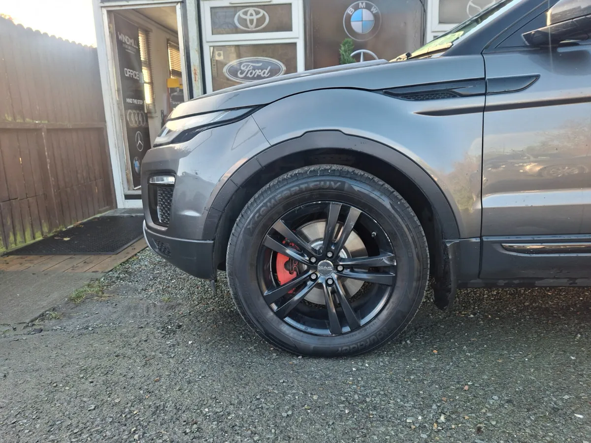 Land Rover Range Rover Evoque 2017 - Image 2