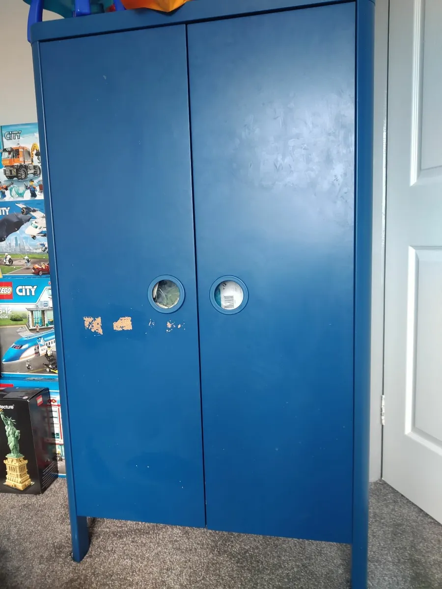 Blue wardrobe 140.cm *78*52 - Image 3