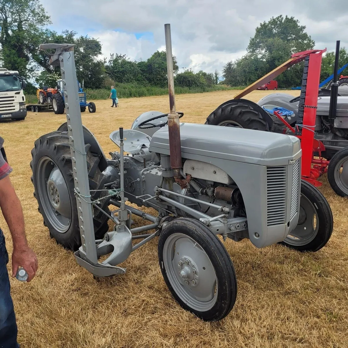 Ferguson Midmounted mower - Image 1