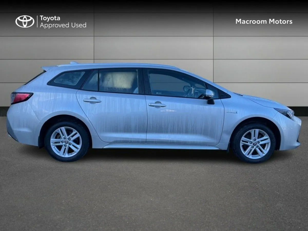 Toyota Corolla END OF YEAR CLEARANCE SALE!!! HYB 1 - Image 3