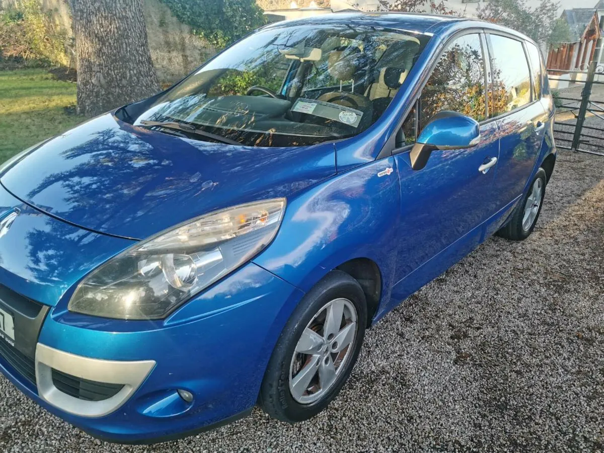 2011 Renault Scenic 1.5L DCI Diesel 5-Door MPV - Image 3