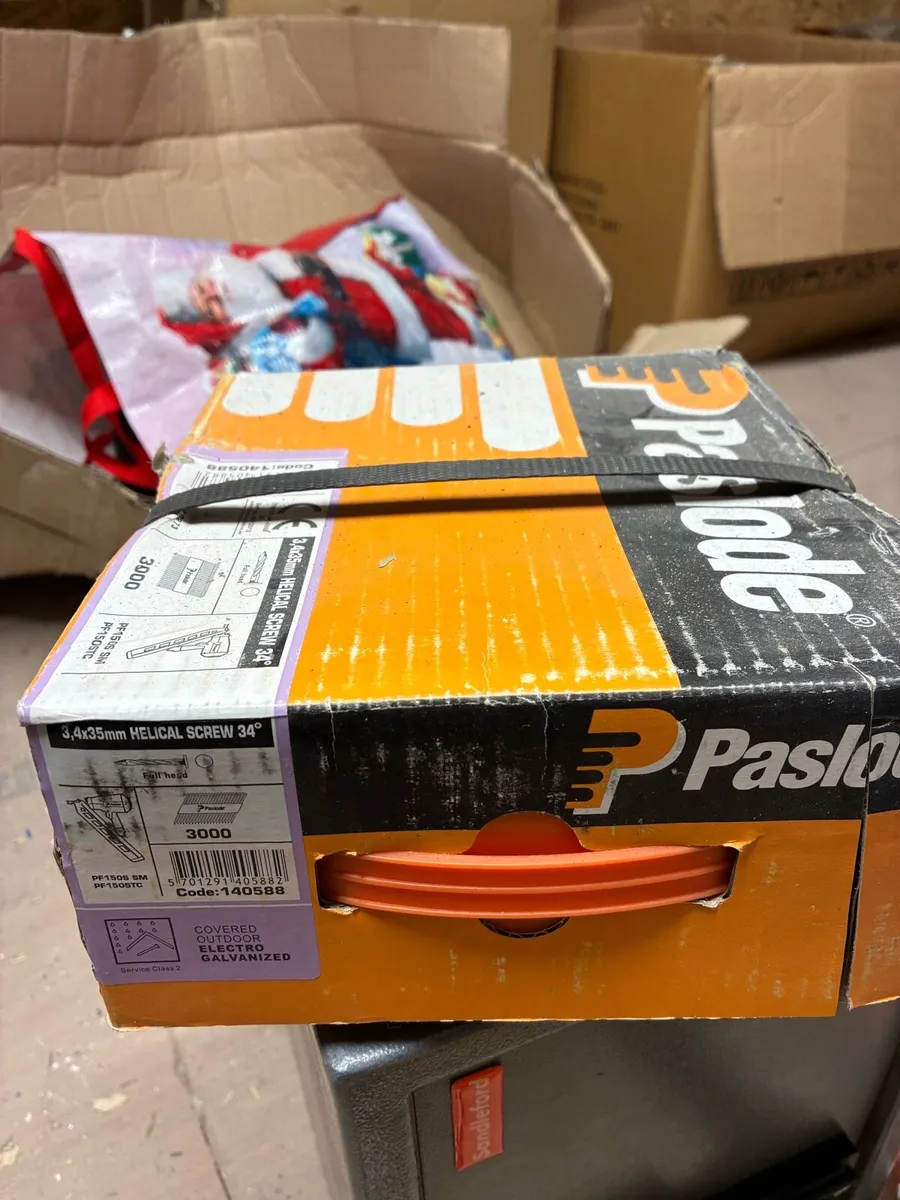 Paslode shoe/hanger nails - Image 1