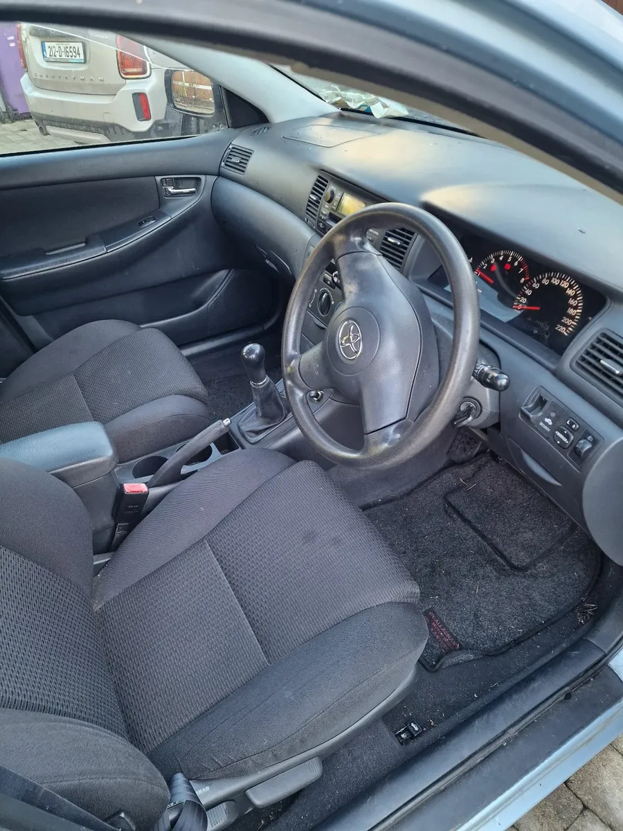 Toyota Corolla 2005 - Image 4