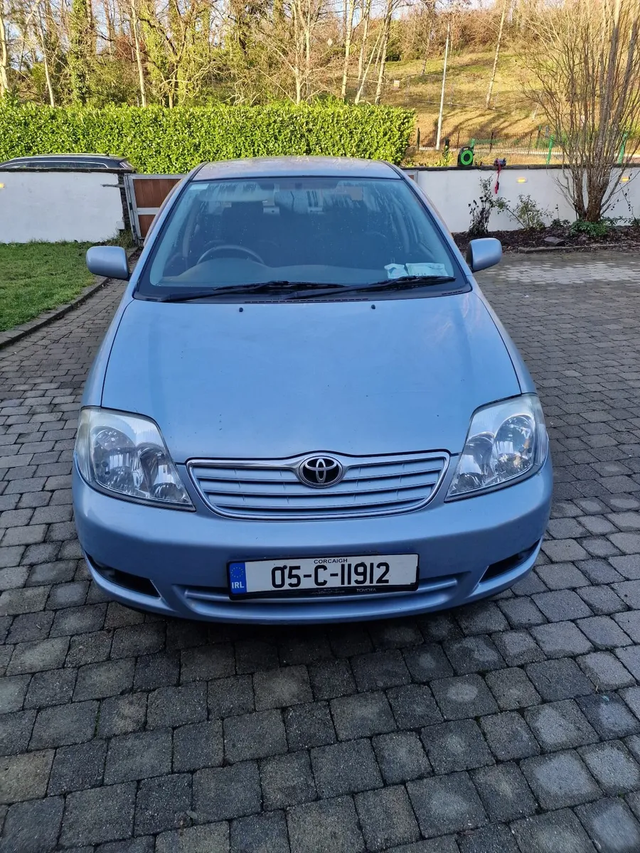 Toyota Corolla 2005 - Image 1
