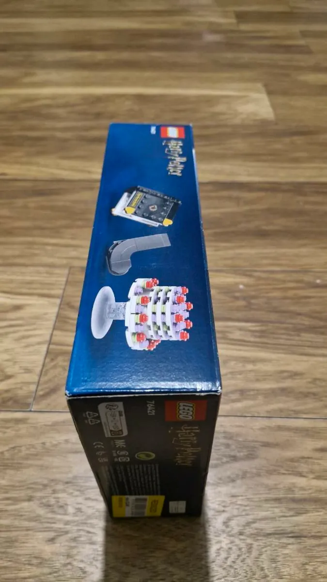 LEGO Harry Potter 76421 Dobby the House-Elf Figure - Image 3