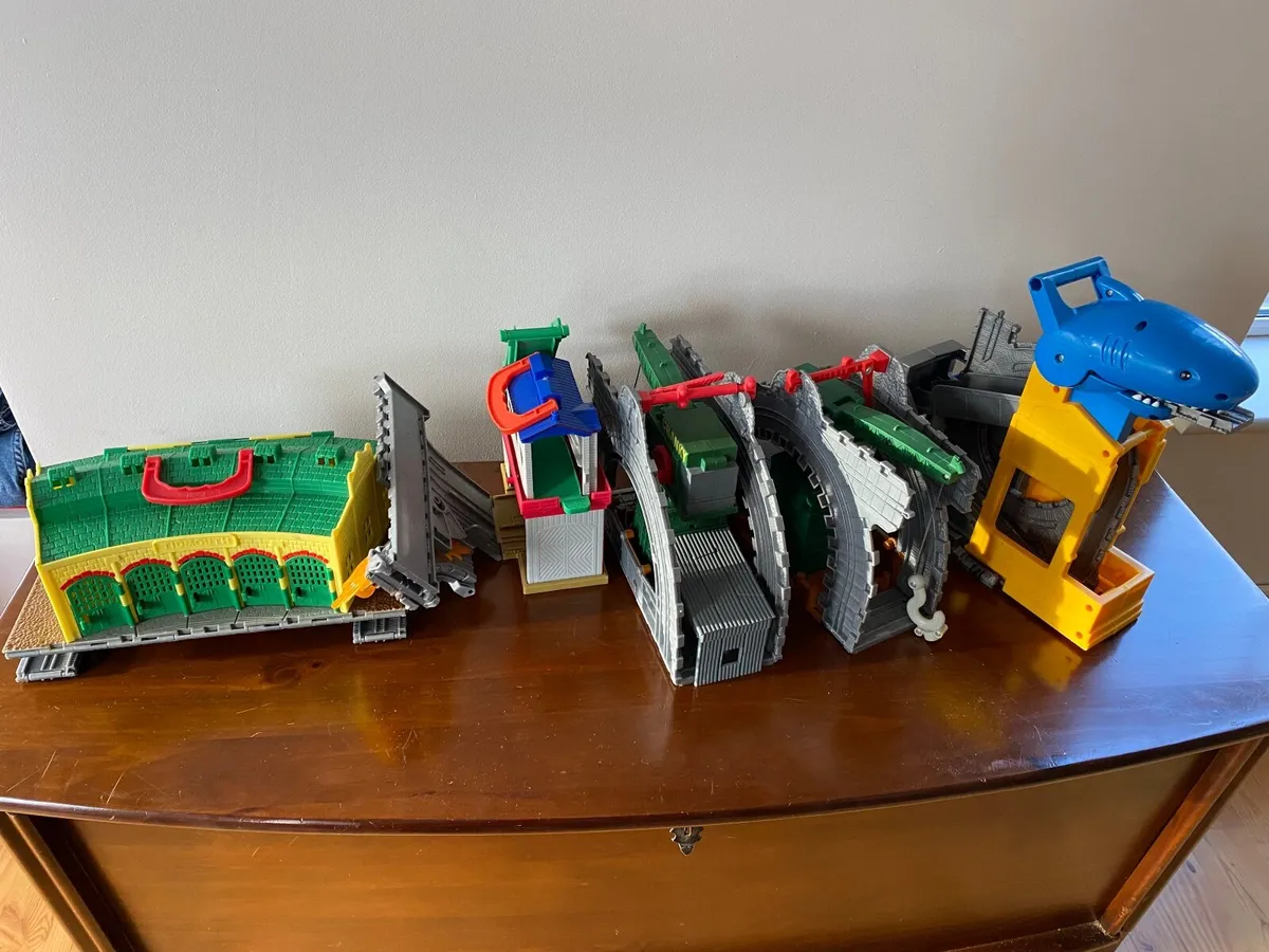 Toy train sets - Image 1