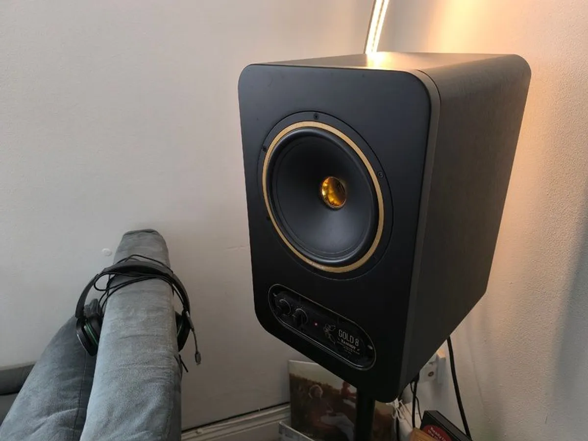 Tannoy gold 8 studio monitors - Image 2
