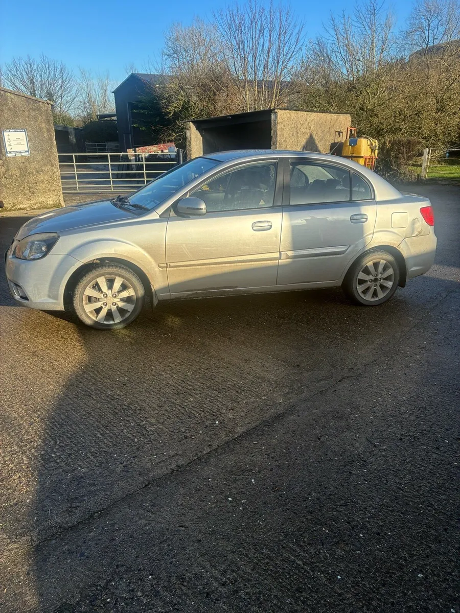 2010 Kia Rio nct 03/26 - Image 2