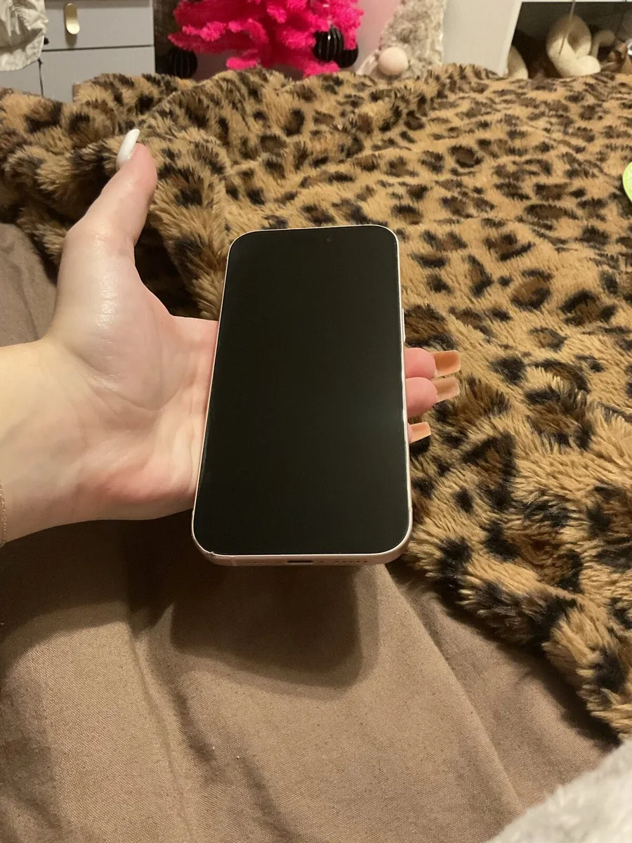 Pink iPhone 15 128gb - Image 1