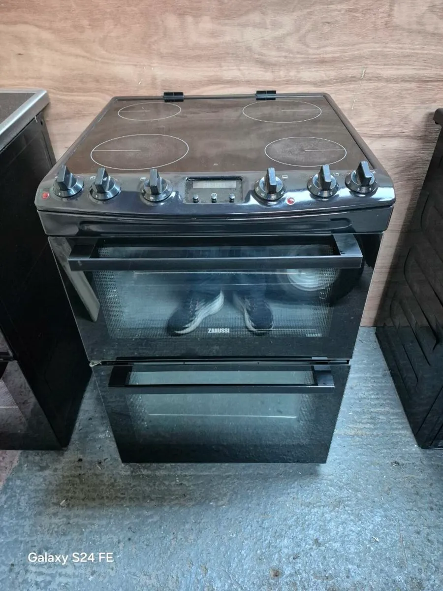 Zanussi Freestanding Electric Cooker 60cm - Image 2