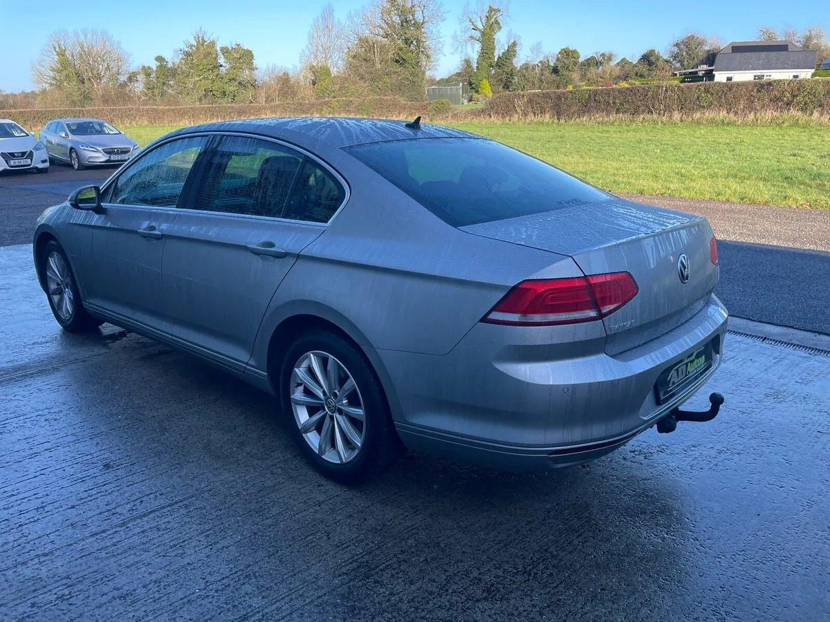 Volkswagen  Passat 2.0 DIESEL - Image 4