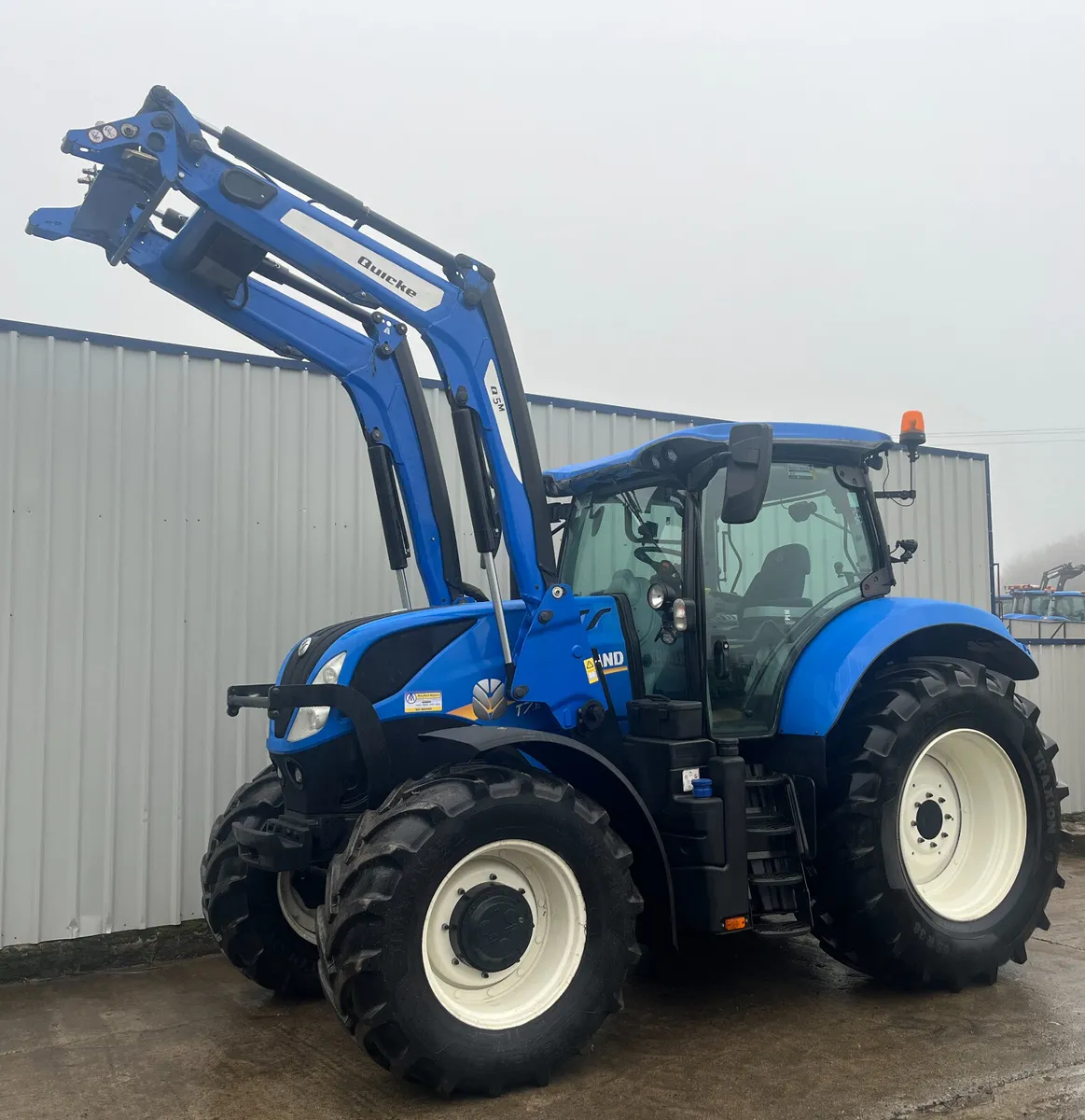 New Holland T7.190 - Image 1