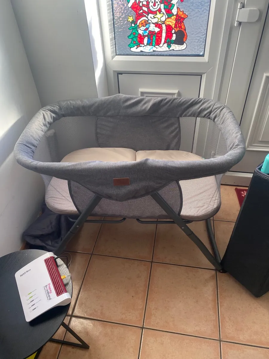 Crib,bouncer and pack and play playpen - Image 2